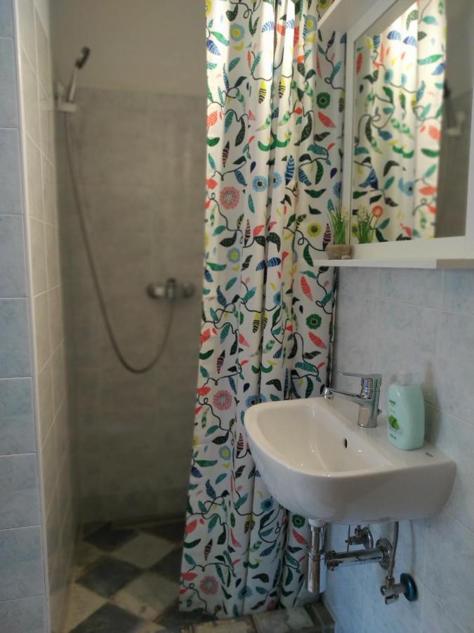 Postaja 33 Apartment Zgornje Skofije Ngoại thất bức ảnh