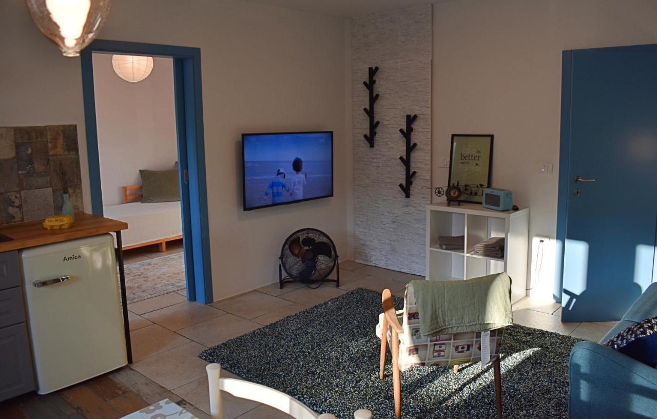Postaja 33 Apartment Zgornje Skofije Ngoại thất bức ảnh