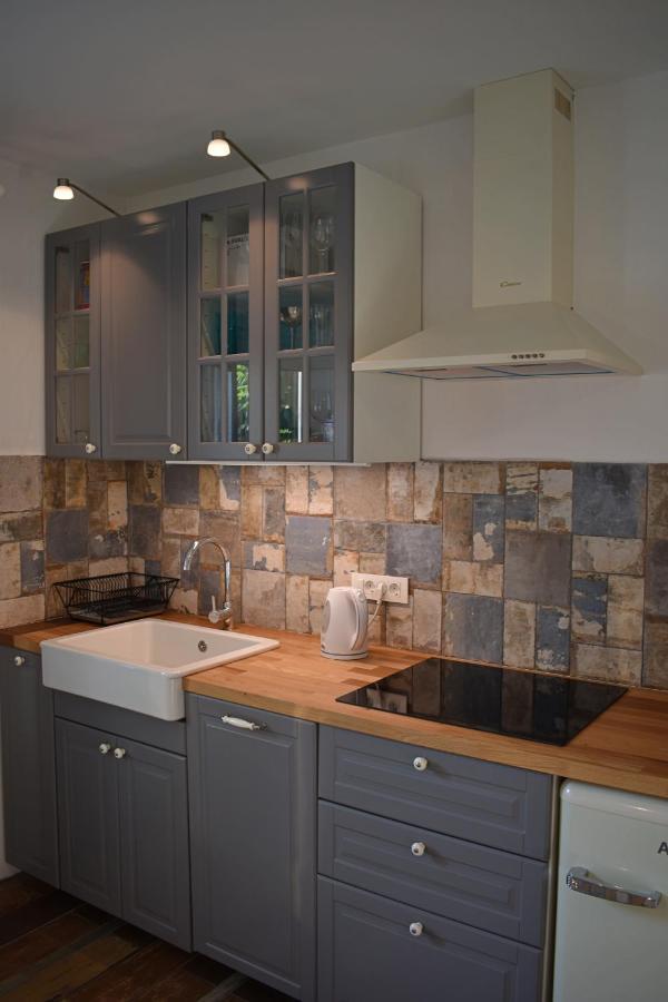 Postaja 33 Apartment Zgornje Skofije Ngoại thất bức ảnh